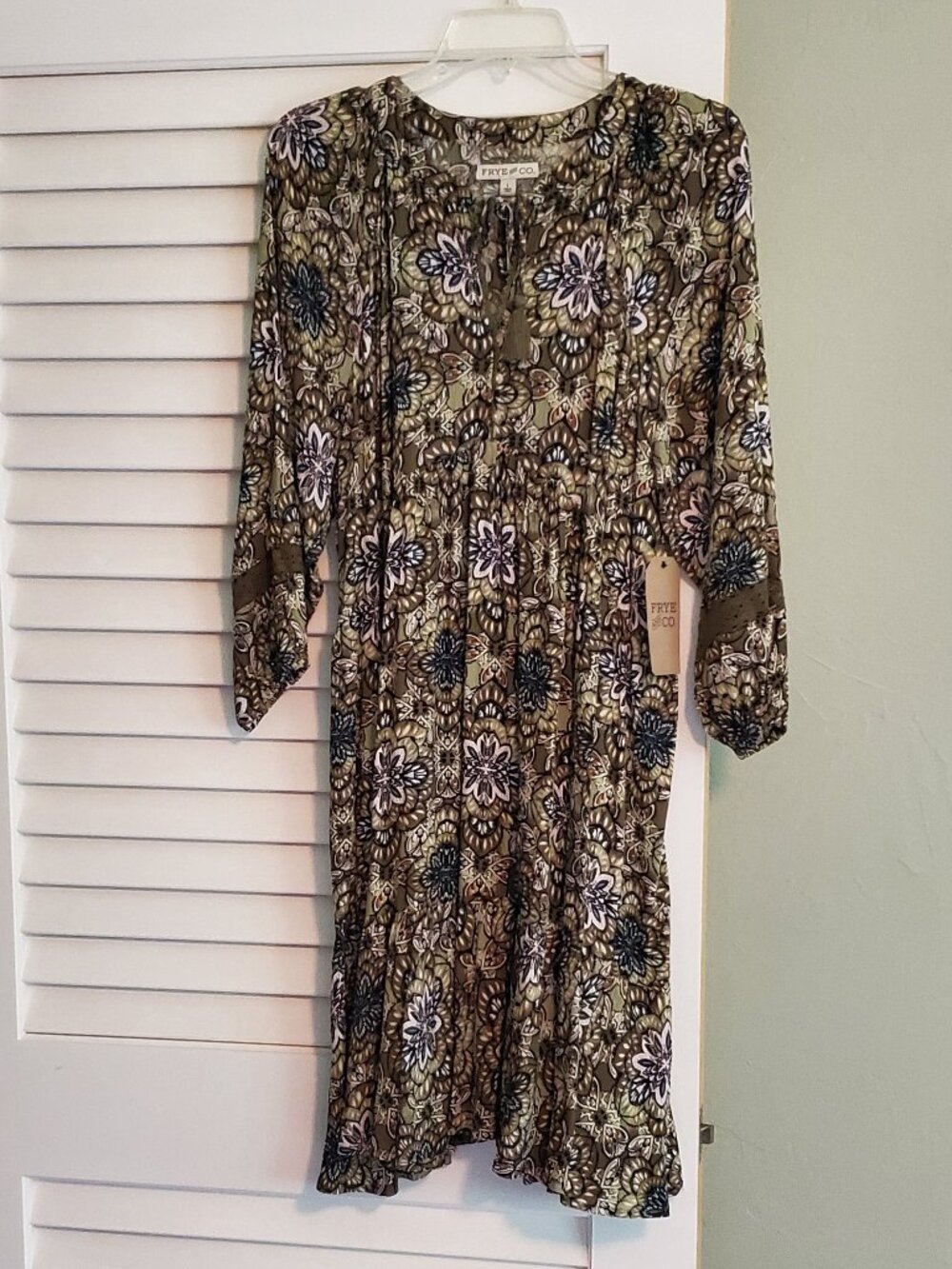 Frye and Co. Dress size L NWT